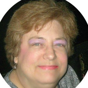 Meet your Posher, Stacy